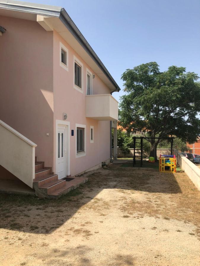 M A Apartments Kozino Luaran gambar